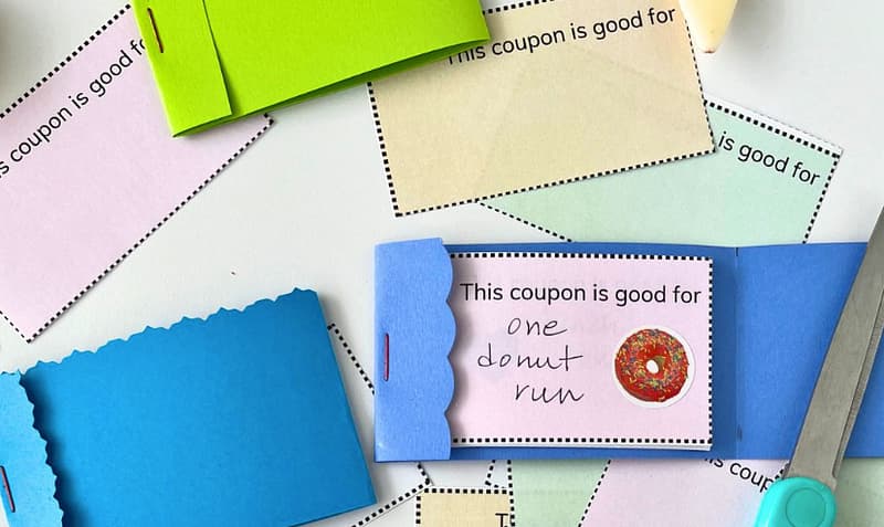 DIY Handmade Coupon Book Cover for Dad Handmade coupon book cover for Father's Day gifts