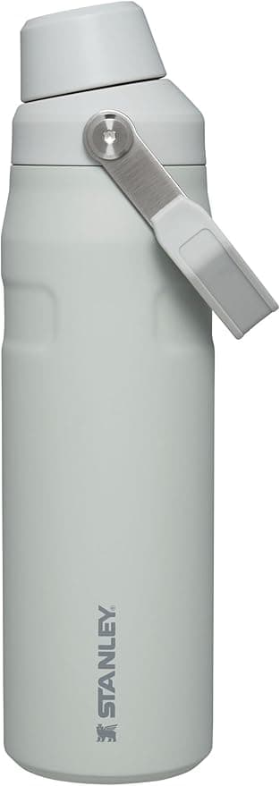 Double-walled insulated water bottle Insulated stainless steel water bottle
