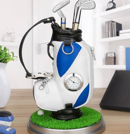 Fun Mini Golf Bag Gift Holder Idea Miniature golf bag gift holder for small surprises