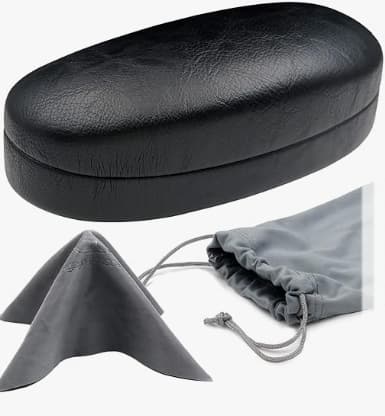 Summer shades in a sunglasses case with a hidden message Sunglasses case with summer shades and a hidden note inside